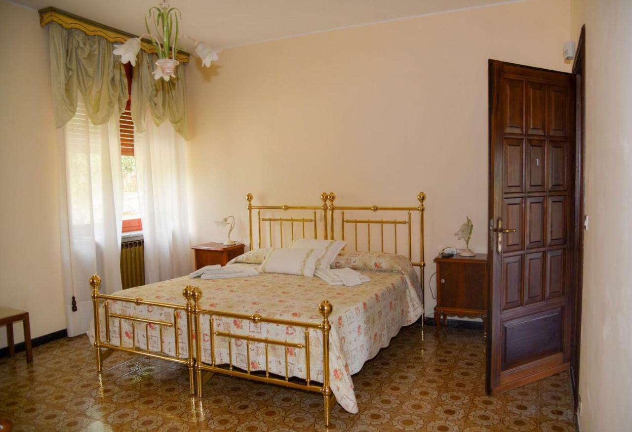 B&B Le Coccinelle Torre Bormida Zewnętrze zdjęcie
